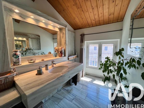 Maison à vendre 7 pièces 209 m² Carpentras