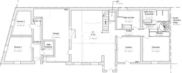 Maison atypique avec jardin en ville