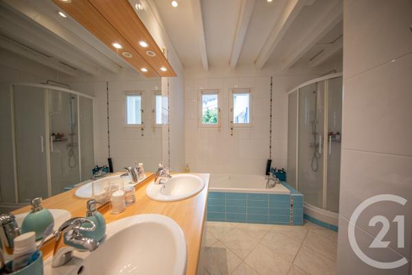 Maison à vendre  6 pièces - 131,47 m2 ST MEDARD EN JALLES - 33