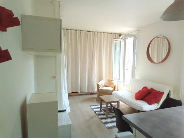 Vente                                                      Appartement
                        
                     1 pièces                      26 m2                     à Ivry-sur-Seine