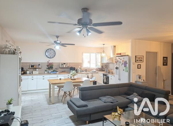 Maison à vendre 4 pièces 96,34 m² Saint-Yzan-de-Soudiac