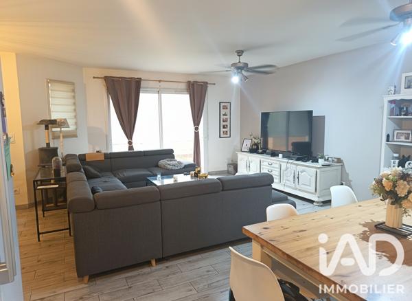 Maison à vendre 4 pièces 96,34 m² Saint-Yzan-de-Soudiac