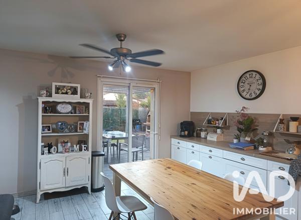 Maison à vendre 4 pièces 96,34 m² Saint-Yzan-de-Soudiac