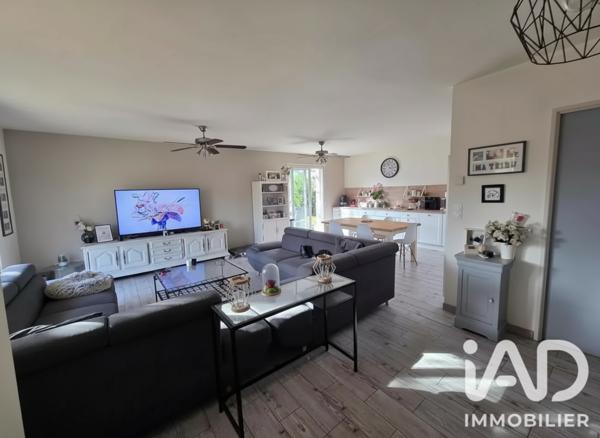 Maison à vendre 4 pièces 96,34 m² Saint-Yzan-de-Soudiac