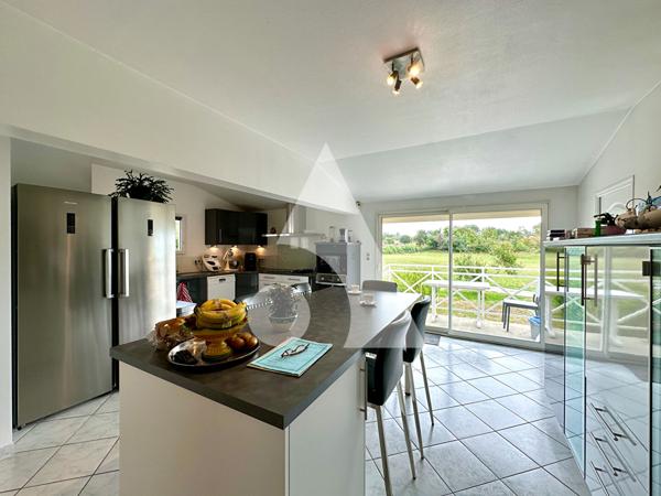 Maison 11 pièces 379 m2