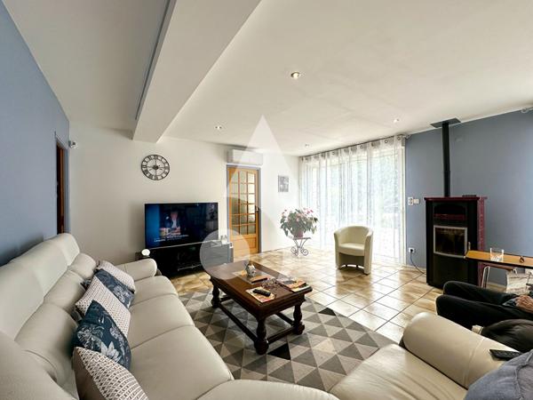 Maison 11 pièces 379 m2