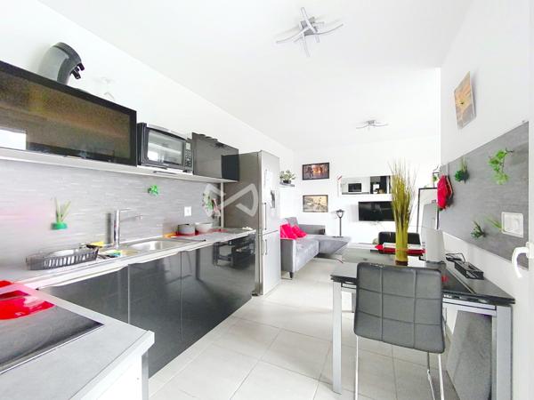 T2 récent avec terrasse