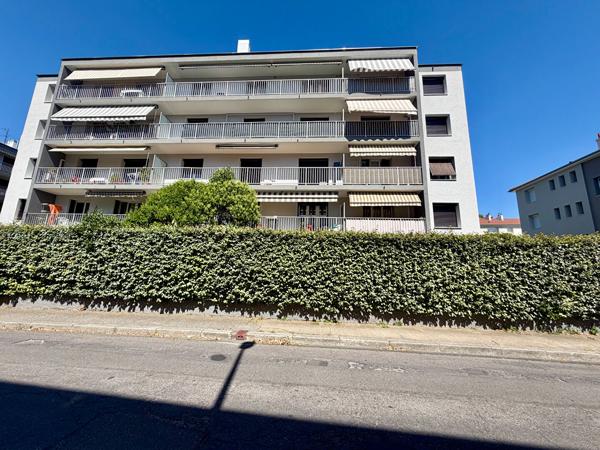 Appartement Valence T2 - 49.5 m2 avec grand balcon et place de parking privative
