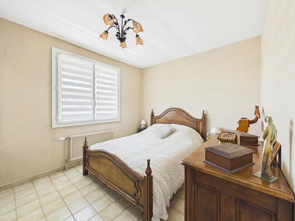 Appartement Valence T2 - 49.5 m2 avec grand balcon et place de parking privative