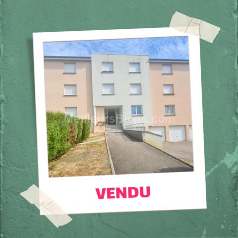 APPARTEMENT AVEC BALCON-TERRASSE ET GARAGE