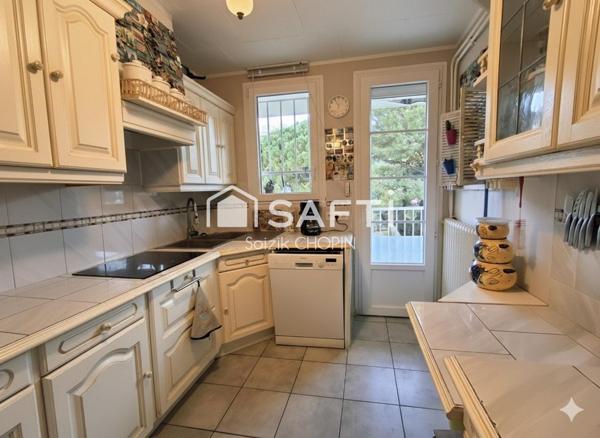 Très bel appartement  T4 dans résidence sécurisée