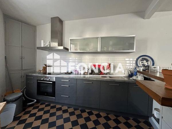 Location Appartement meublé 3 pièces 58 m² - 30 PLACE DE LA LIBERTE Poitiers 86000