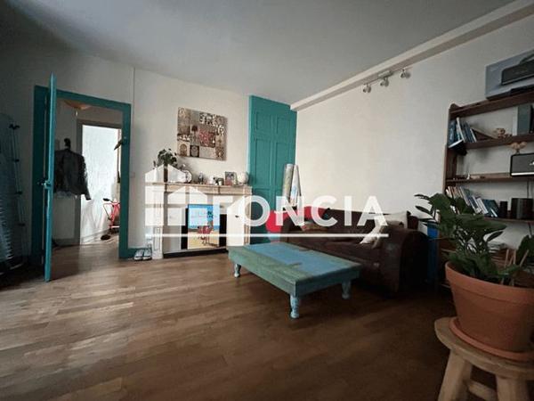 Location Appartement meublé 3 pièces 58 m² - 30 PLACE DE LA LIBERTE Poitiers 86000