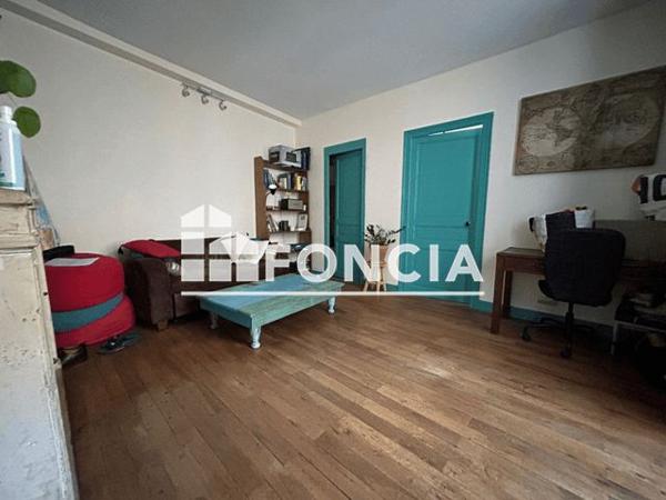 Location Appartement meublé 3 pièces 58 m² - 30 PLACE DE LA LIBERTE Poitiers 86000