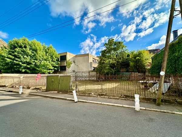 Terrain 379 m2