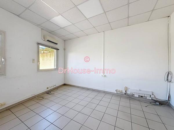 Immeuble à louer 10 pièces de 408 m²