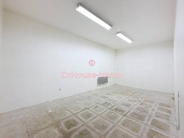 Immeuble à louer 10 pièces de 408 m²