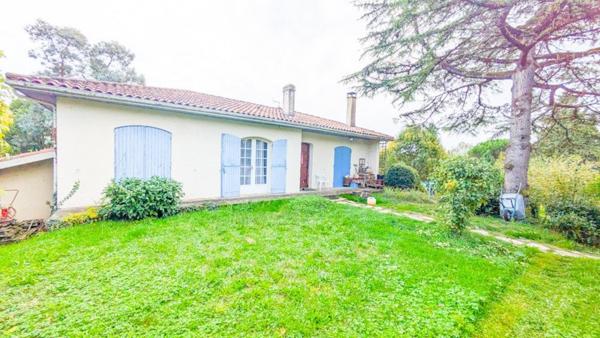 5 CHAMBRES ET PISCINE DANS UN SECTEUR PRIVILEGIE !