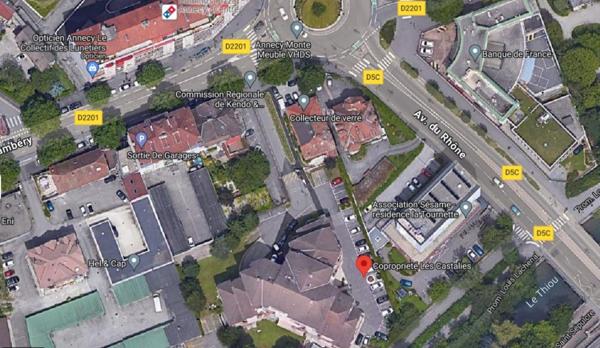 ANNECY - PLACE DE PARKING AERIENNE