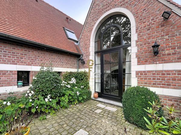 Maison de caractère au Cartelot avec jardin paysager