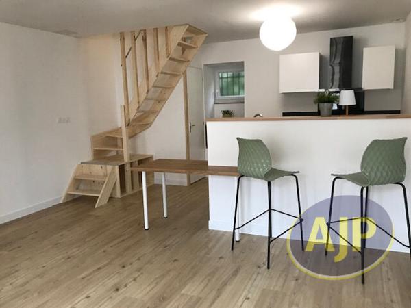 Location maison Cugand : 680 € - AJP Immobilier Clisson