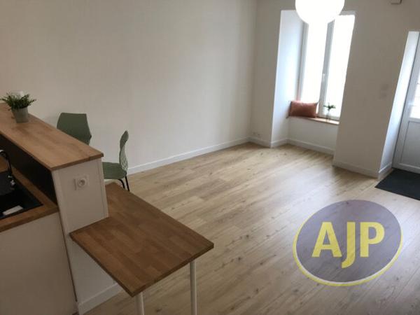 Location maison Cugand : 680 € - AJP Immobilier Clisson