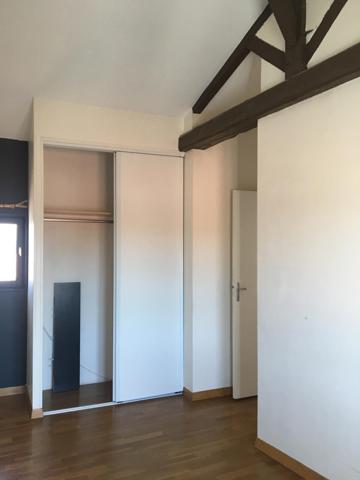 Transaction immobilière  T3 Triplex + cave - Centre ville