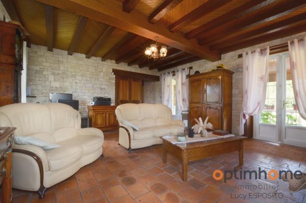 🏡 Propriété exceptionnelle avec étang privé sur plus de 1,7 hectare – Mazerolles, Charente 🌳🦆