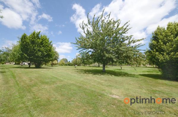 🏡 Propriété exceptionnelle avec étang privé sur plus de 1,7 hectare – Mazerolles, Charente 🌳🦆