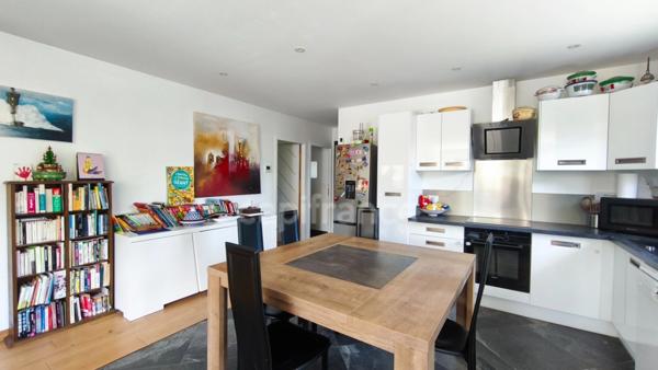 Maison récente de 86,65 m² sur terrain de 835 m² clos, au calme a MIOS (33)