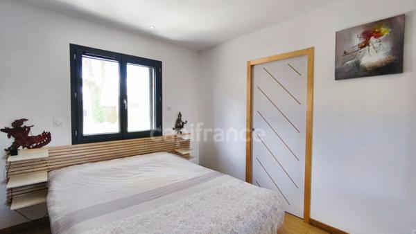 Maison récente de 86,65 m² sur terrain de 835 m² clos, au calme a MIOS (33)