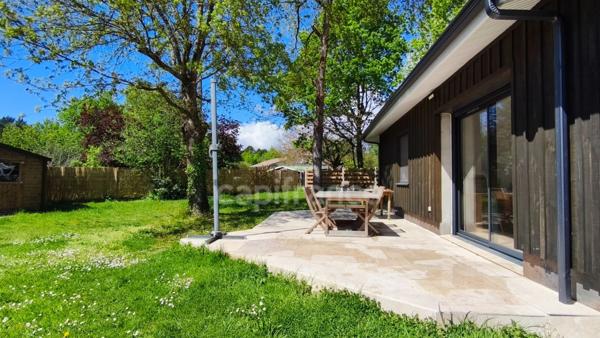 Maison récente de 86,65 m² sur terrain de 835 m² clos, au calme a MIOS (33)