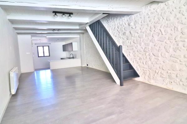 En exclusivité au Luc: belle maison de ville T4 107m2 aucun travaux