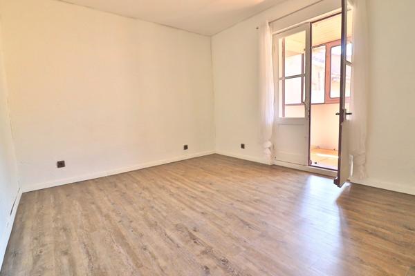 En exclusivité au Luc: belle maison de ville T4 107m2 aucun travaux