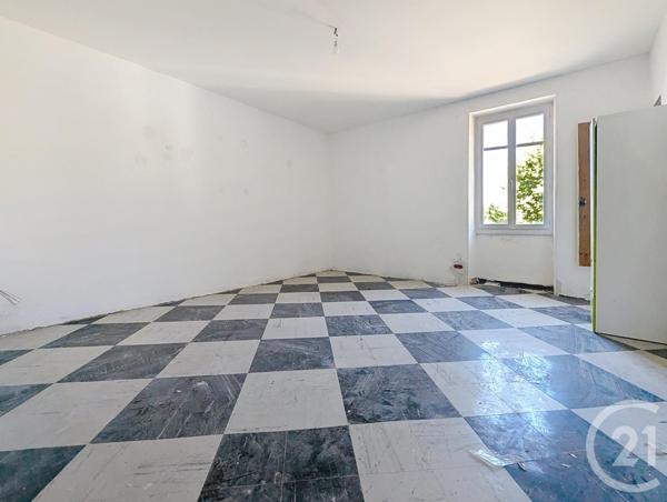 Maison à vendre  7 pièces - 214,80 m2 SOMMIERES - 30