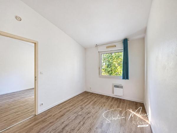 Mérignac Arlac : T2, balcon et parking