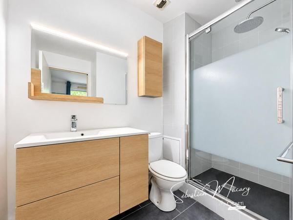 Mérignac Arlac : T2, balcon et parking