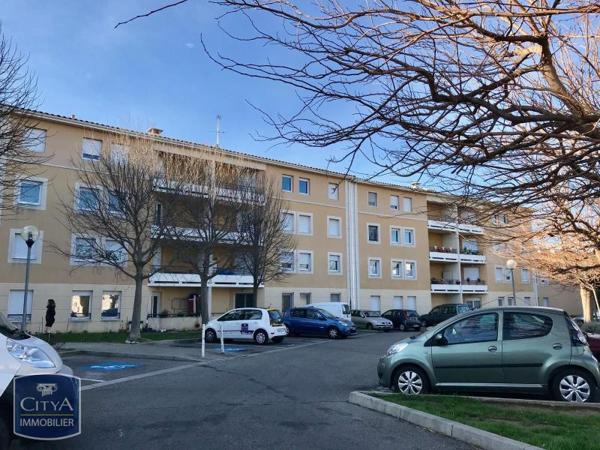 Location parking Avignon (84)
