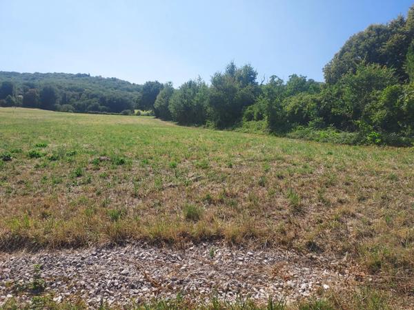 Terrain à vendre de 1 800,00 m² LANZAC (46)