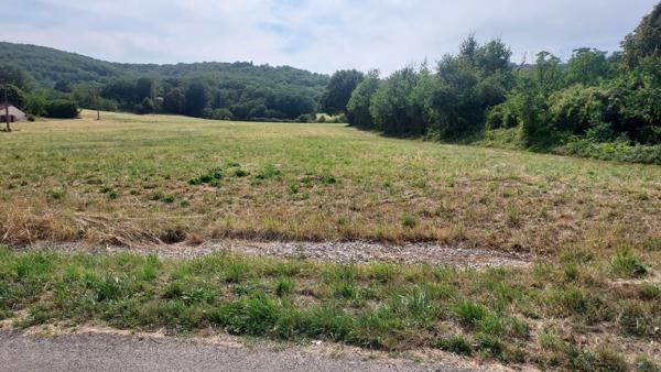 Terrain à vendre de 1 800,00 m² LANZAC (46)