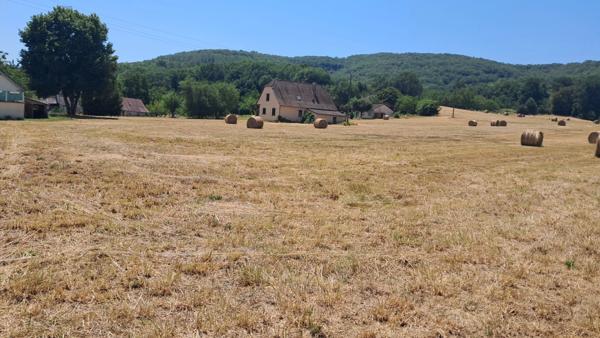 Terrain à vendre de 1 800,00 m² LANZAC (46)