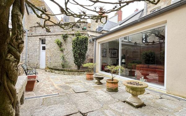Maison à vendre    8 pièces •  Alençon
