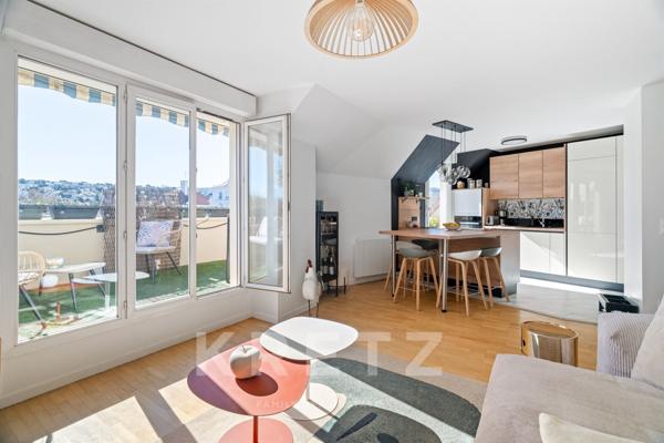 RUEIL-MALMAISON - DERNIER ETAGE - TERRASSE PLEIN SUD - 3 CHAMBRE - TRAVERSANT - CALME ABSOLU