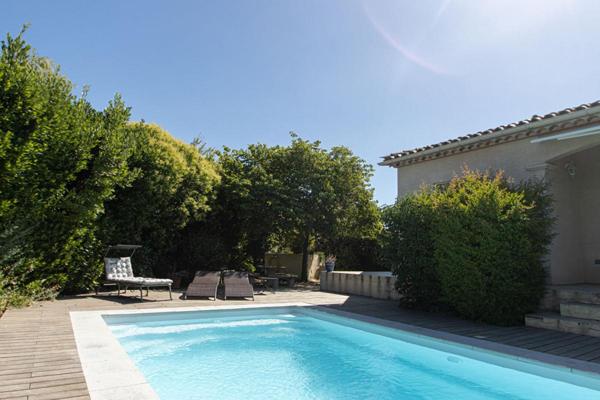 VILLA avec Piscine Grand Jardin  - MOUSSAN