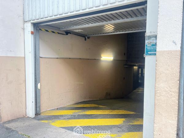 Garage 11 m² à Angers 49100