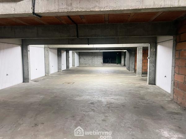 Garage 11 m² à Angers 49100