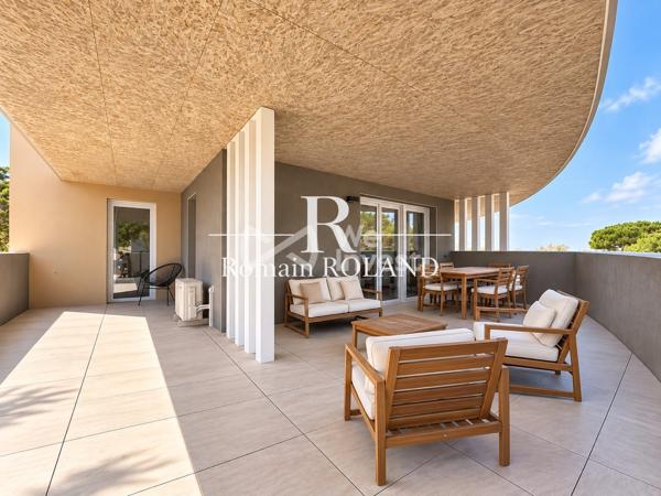 T3 neuf - 67,83 m² - Terrasse de 44 m², à 400 m de la plage
