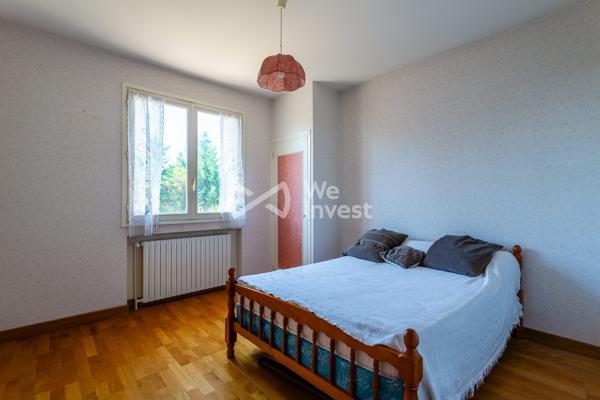 MAISON 8 PIECES 274 M² - 5/6 CHAMBRES + BUREAU - TERRAIN 1434 M² - 69390 MILLERY