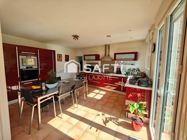 Maison de charme avec fort potentiel  145 m² plus annexe de 120 m² quartier Saint André d'Ornay