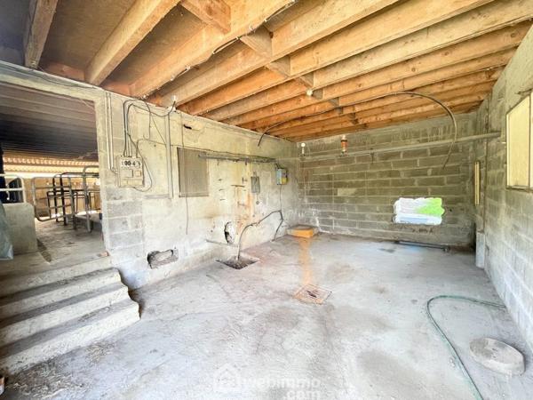 Grange 450 m² à Soulaines-sur-Aubance 49610